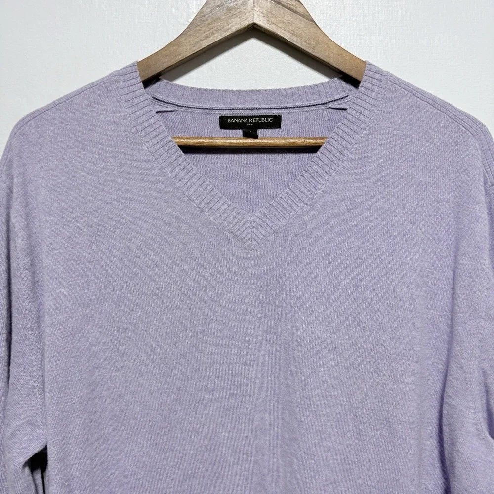 Banana Republic Sweater Mens XL Purple Cotton V Neck Long Sleeve Pullover